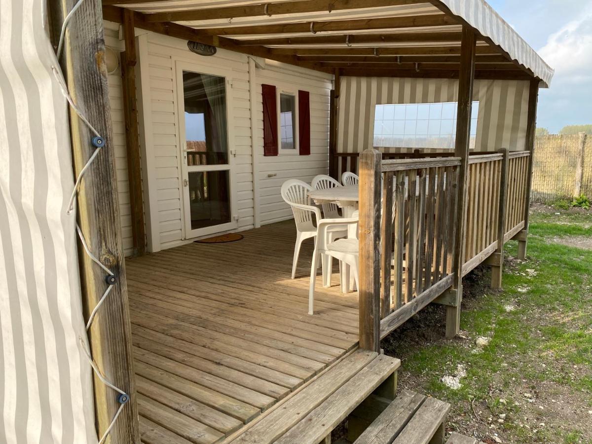 Mobil Home Avec Spacieuse Terrasse A Meschers Proche De Royan מראה חיצוני תמונה