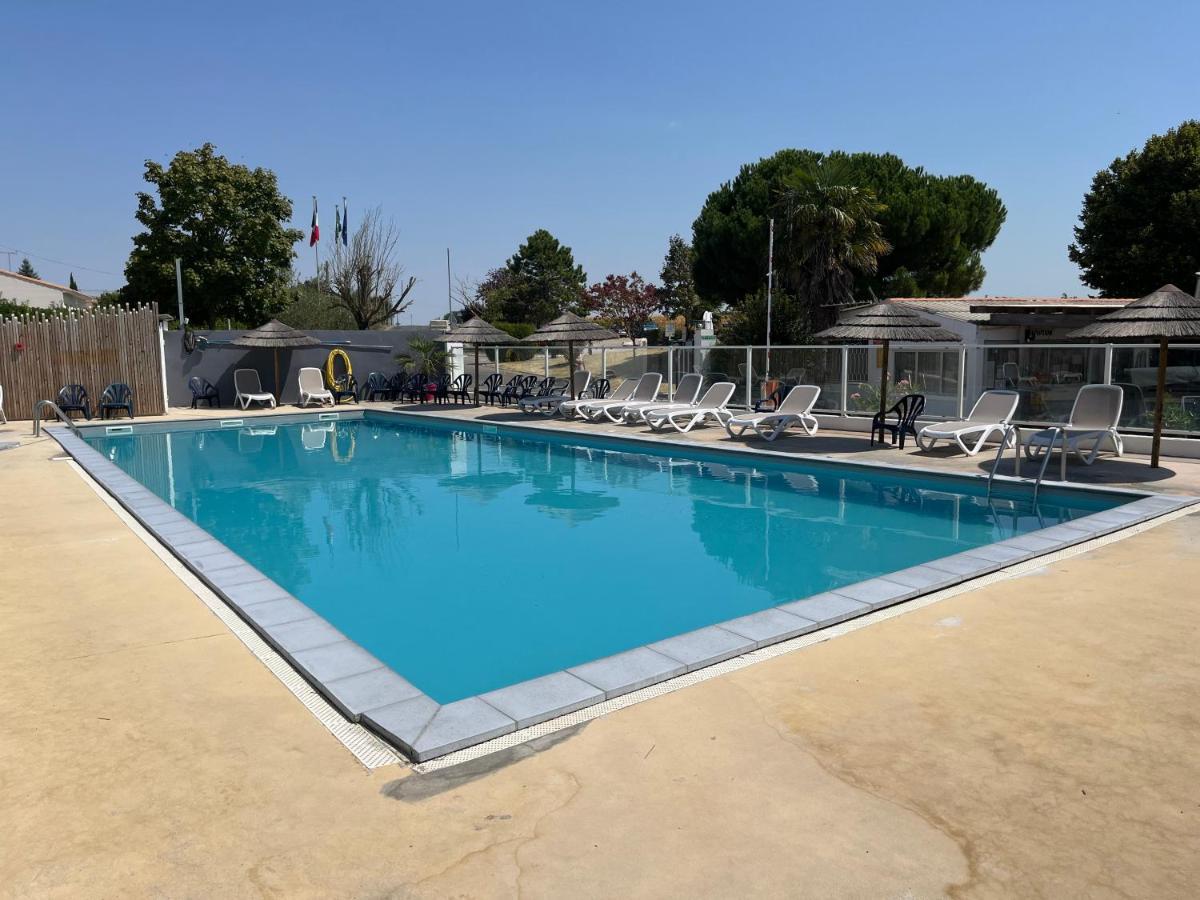 Mobil Home Avec Spacieuse Terrasse A Meschers Proche De Royan מראה חיצוני תמונה